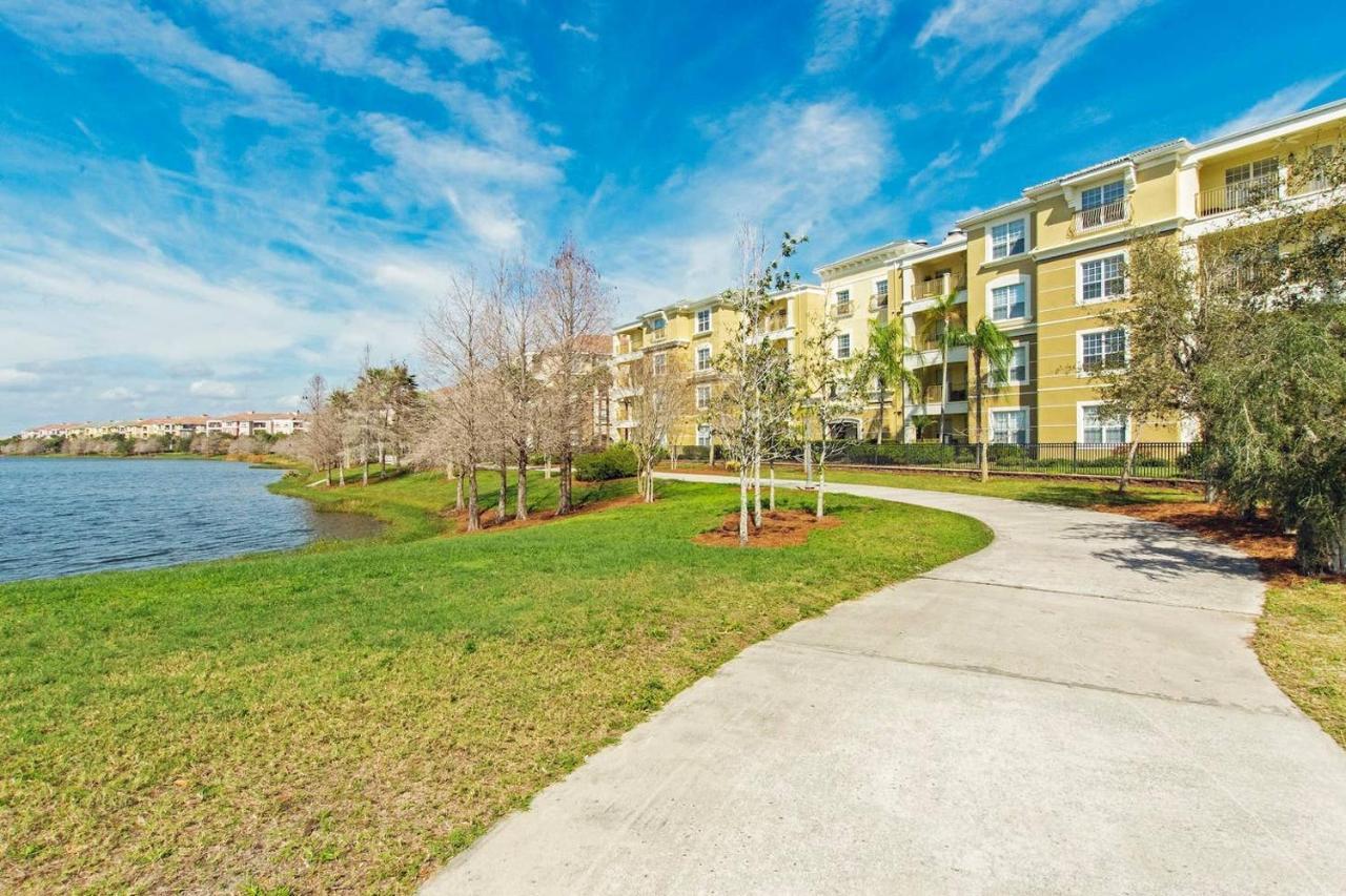 Vista Cay Luxury 3 Bedroom Townhouse Ferienhaus