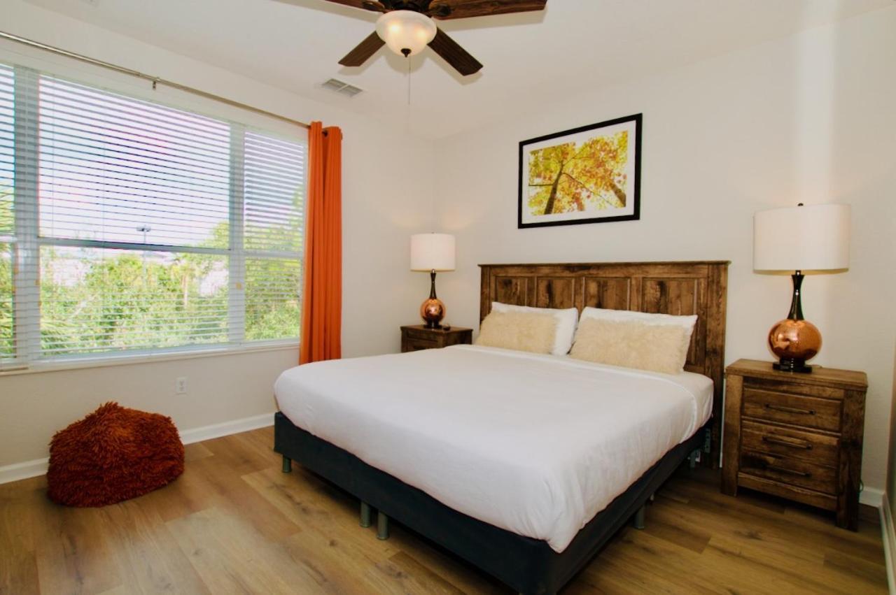 Vista Cay Luxury 3 Bedroom Townhouse Holiday home